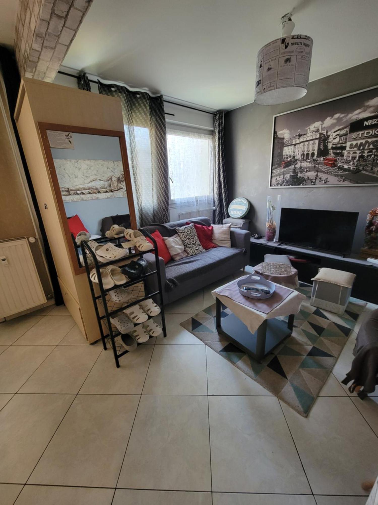 Pour Deplacement 3 Chambres 艾奇罗里斯 外观 照片
