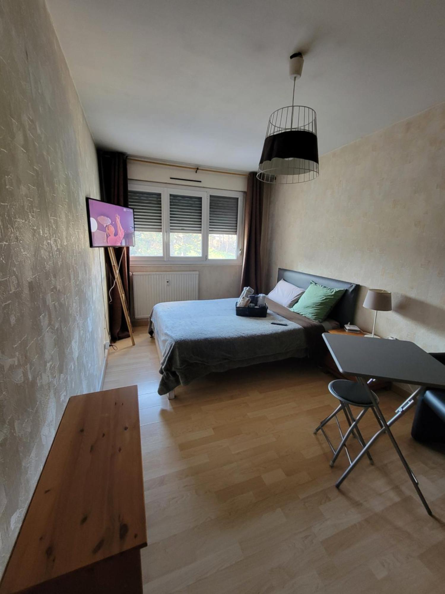 Pour Deplacement 3 Chambres 艾奇罗里斯 外观 照片
